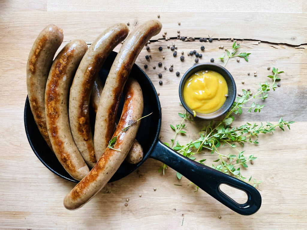 Peura Bratwursti -makkaralaatikko